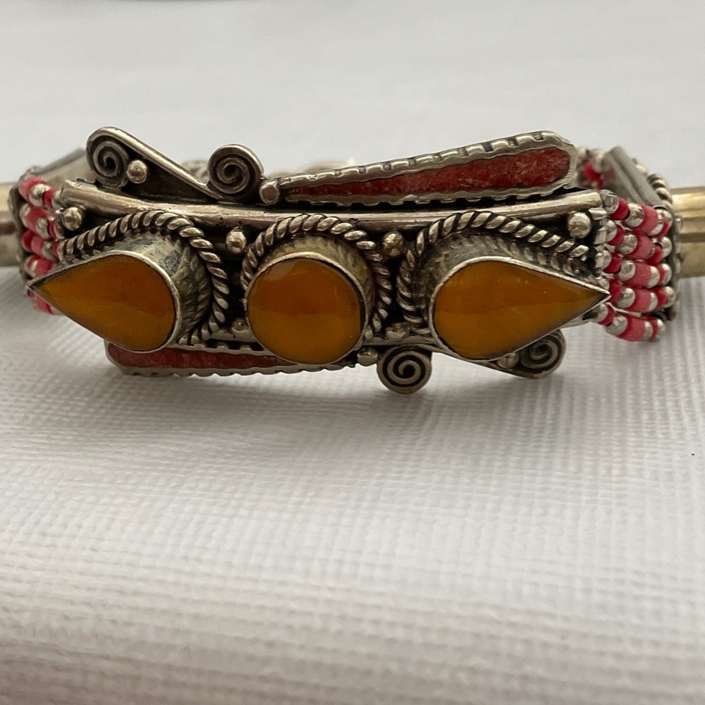 NWOT TIBETAN SILVER HANDCRAFTED Women's Bracelet - Picture 5 of 6